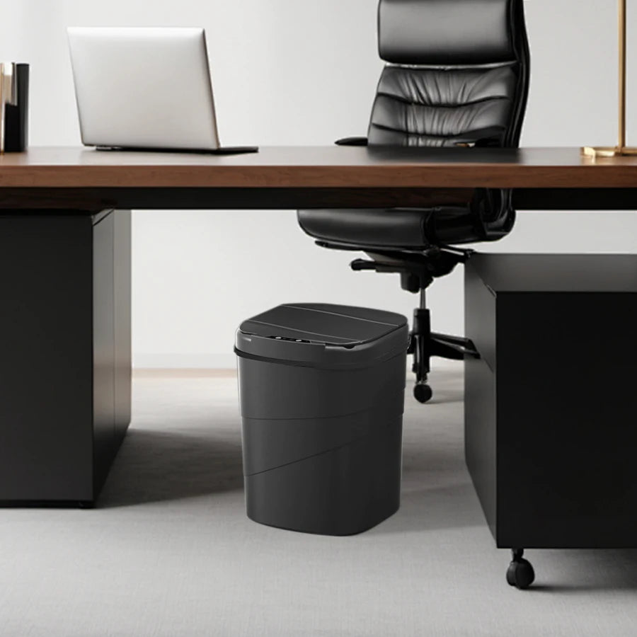 Touchless Smart Trash Can – Automatic Closing Bin